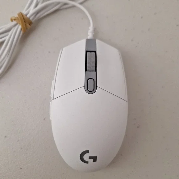 WHITE Logitech G203 Lightsync Wired Gaming Mouse Tested Works Great‎ Condition
