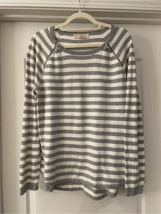 Michael Kors Gray & White Striped Zip-Shoulder Sweater Size XL