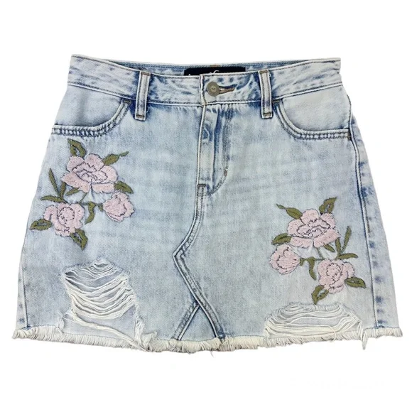 Hollister High Rise Denim Floral Embroidered‎ Skirt