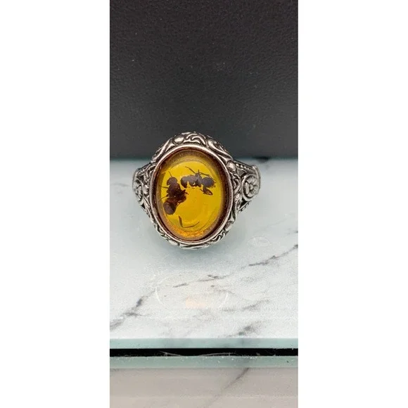 Silver Tone Ant in Amber Mens Ring Sz 9.25 collectible Oddities Bugs In Jewelry