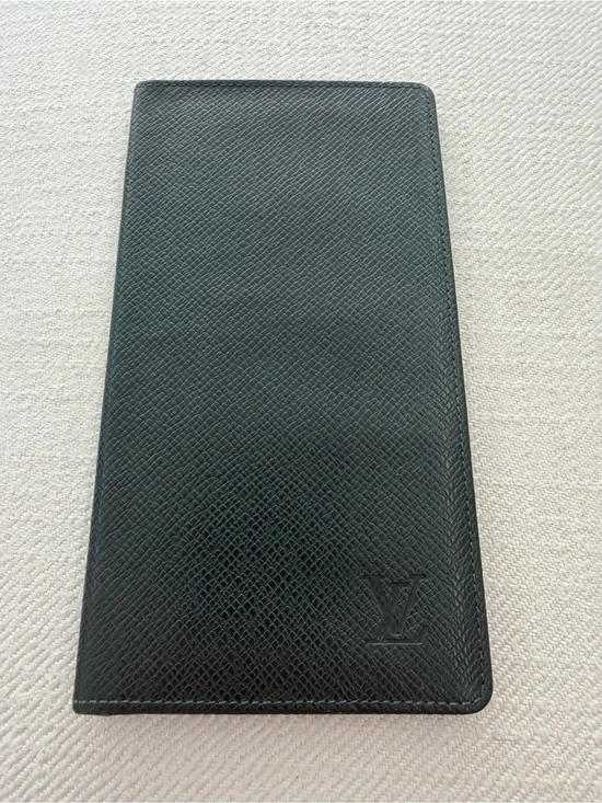 Louis Vuitton Dark Green Taiga Porte Valeurs (with Certificate of Authenticity)