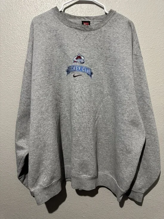 Gray Nike Colorado Avalanche Hockey Club crewneck sweatshirt