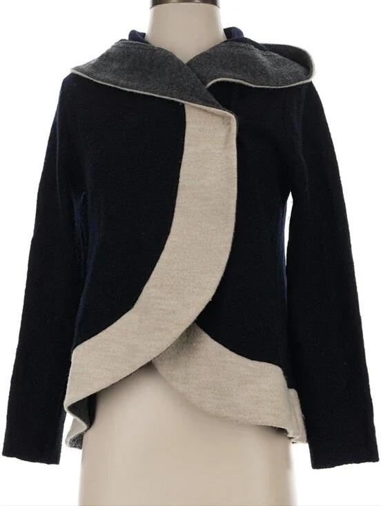 Anthropologie Rosie Neim‎ Wool Sweater - Navy & Cream. Small