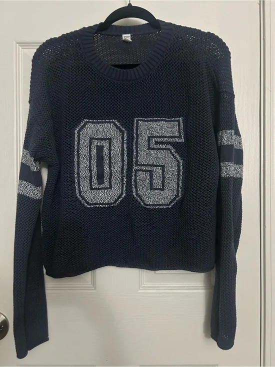 Arizona Jean Company Navy Mesh Crewneck Sweater with Silver '05'