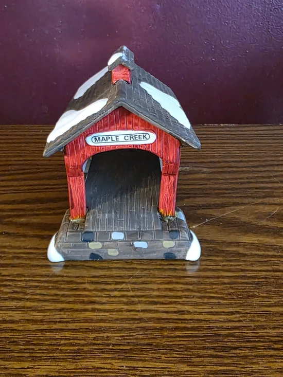Dept 56 Heritage Village Red Covered Bridge Maple Creek Porcelain Hand Painted
