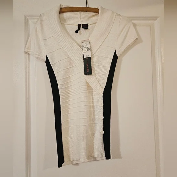 Black and Ivory Short Sleeved Vneck Sweater, XS, NWT