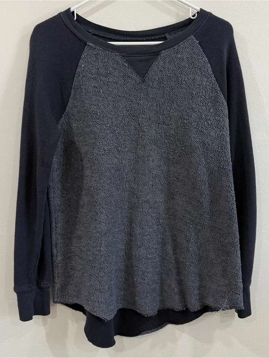 American Eagle Outfitters Two-Tone Black & Charcoal Crewneck Sweater