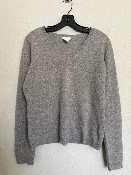 Worthington Womens Gray Cashmere V-Neck Pullover Sweater L Quiet Luxury Preppy