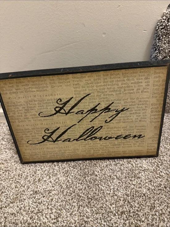 🏖️ 10 items for $20☀️ Happy Halloween sign