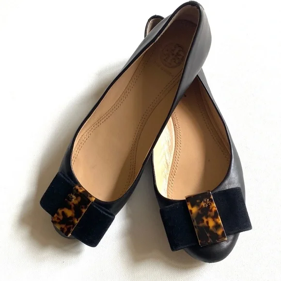 Tory Burch Chase Ballet Nappa Leather Flats - Chase Bow in‎ Black, Size 6.5M