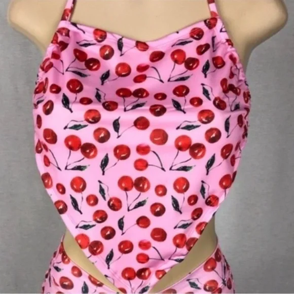 Zuliana Size Small Cherry Print Bandana Style Top. New With Tags.