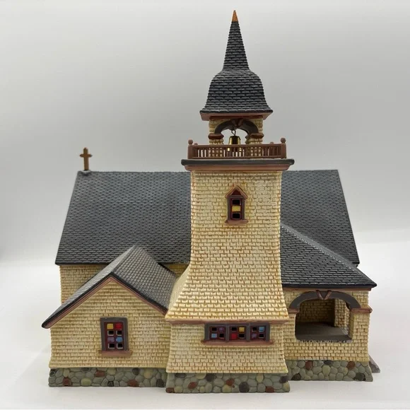 Department 56‎ 1998 Seasons Bay Chapel On The Hill First Edition 53302 Retired