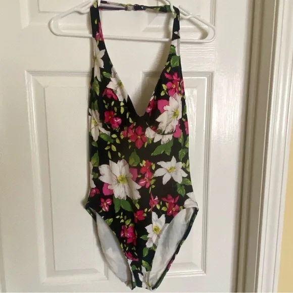 VS One Piece Swim Suit, Size 14C
