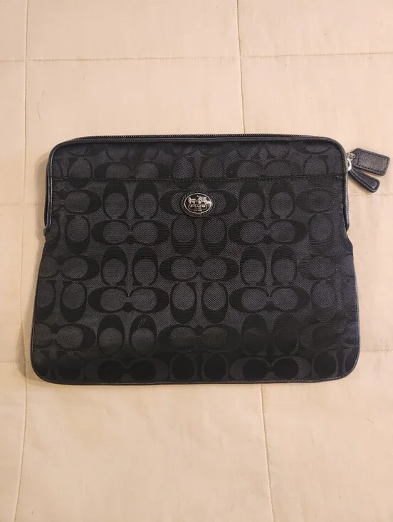 Coach iPad Tablet Case Padded, Black Fabric, Signature Print w/ Hangtag EUC