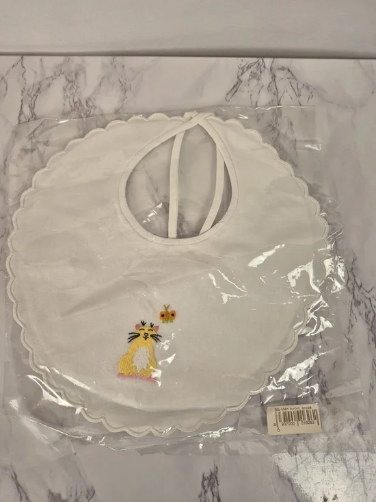 White Scalloped Baby Bib with Embroidered Kitten and Butterfly NEW