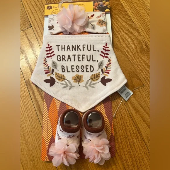 Thankful blessed grateful bib hair bow and socks set