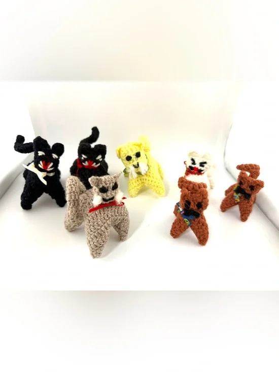 7 Handcrafted vintage-style crochet miniature animals