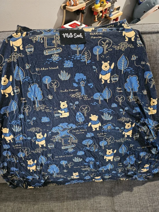 Blue Winnie the Pooh Milk Snob Cover