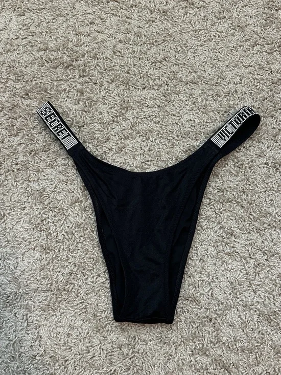 Victoria’s secret brazilian bikini bottoms