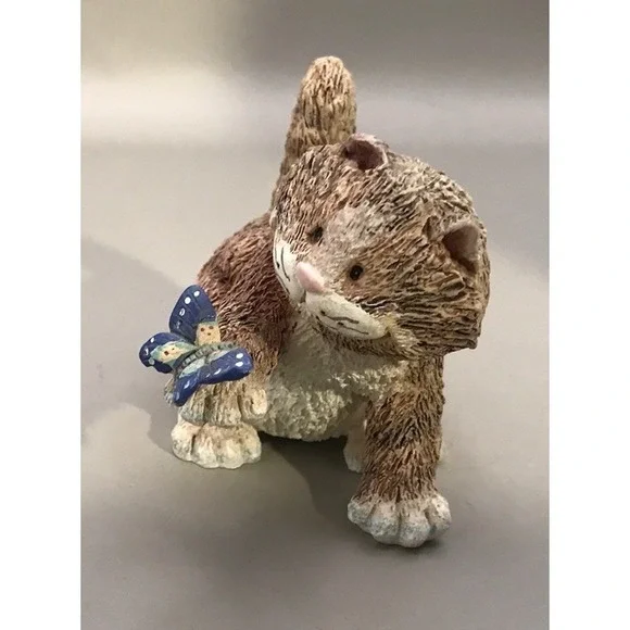 Russ Berrie Resin Tabby Cat With‎ Butterfly
