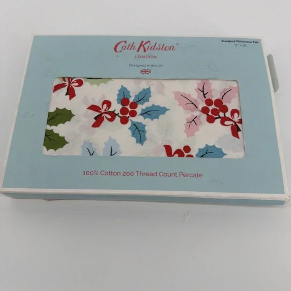 Cath Kidston Christmas Holly Multi Standard Pillowcases Set of 2‎ NEW