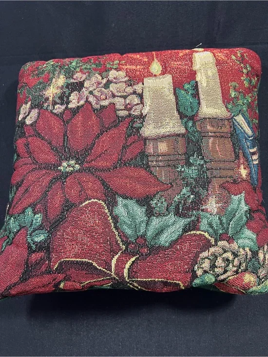 Holiday Poinsettia Decorative Throw Pillow - Red