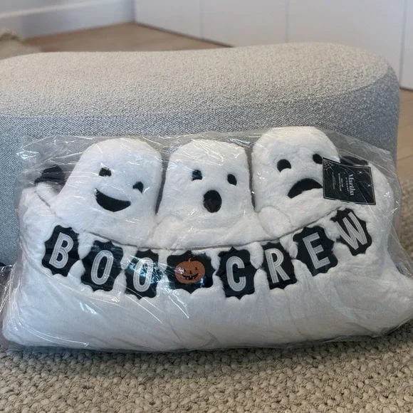 Martha Stewart Ghost Pillow Halloween Boo Crew 30