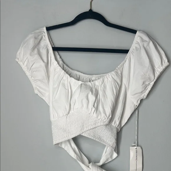 NWT Live 4‎ Truth White Smocked Crop Top Blouse Tie Waist Boho Cottagecore Med