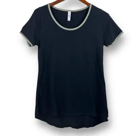 LuLaRoe Classic short sleeve black T-shirt with green collar and sleeve trim siz