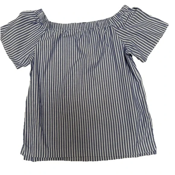 Banana Republic Size M Blue and White Pin Stripe Peasant Style Short‎ Sleeve