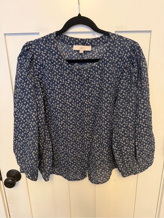 LOFT blue & white ditsy floral print Button blouse long puff sleeve xL cotton