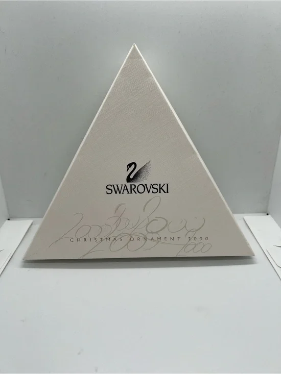 Swarovski Crystal 2000 Annual Ornament w/ Box