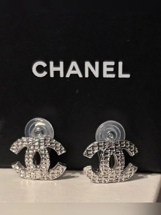 CHANEL Silver Quilted CC Logo Stud Earrings w/COA