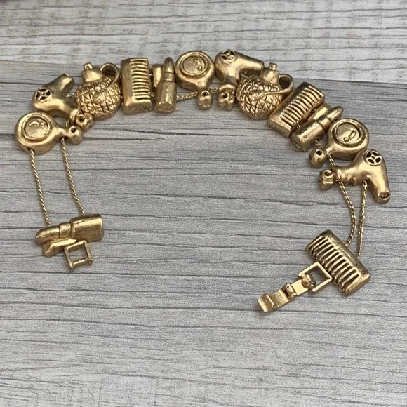 Vintage Gold Tone Beauty Salon Charm Bracelet Hair Dryer Comb Lipstick 6.5