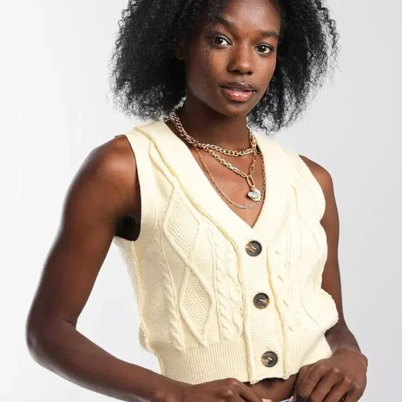 Free People Denson Cropped Sweater Vest. Size Small