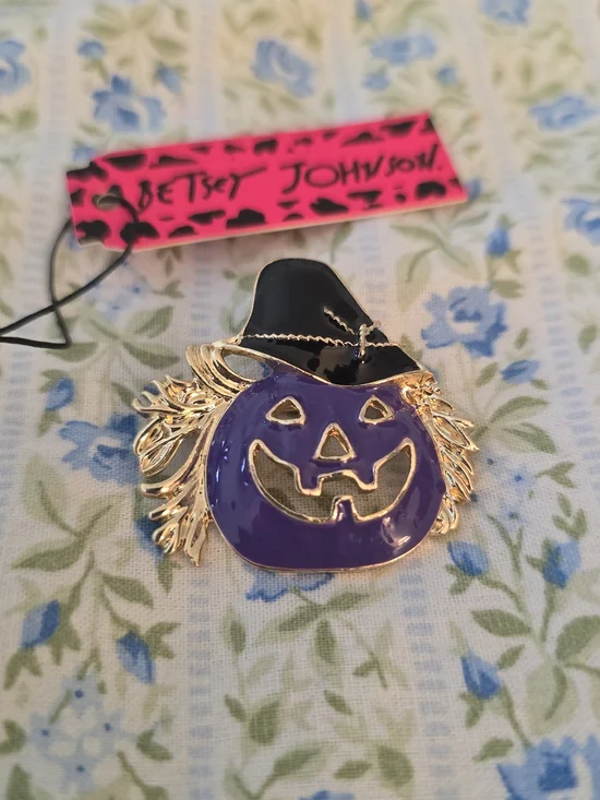 Betsey Johnson Purple Pumpkin Brooch/Pendant with Black Witch Hat and Gold Trim
