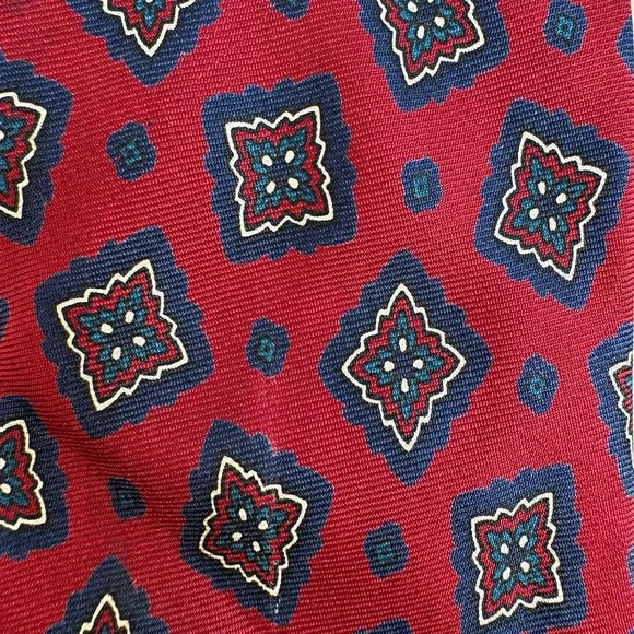 Lands' End Men's Red Blue Geometric Woven Silk Pointed Tie One Size