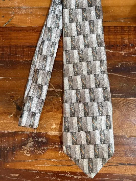 Pierre Cardin 100% Silk Men’s Tie Gray Taupe Geometric Abstract Necktie long 62”