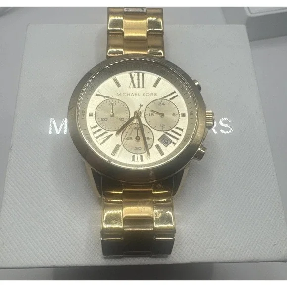 Michael Kors Runway MK5777 Men's Stainless Steel Analog Dial Quartz Watch RQ50‎