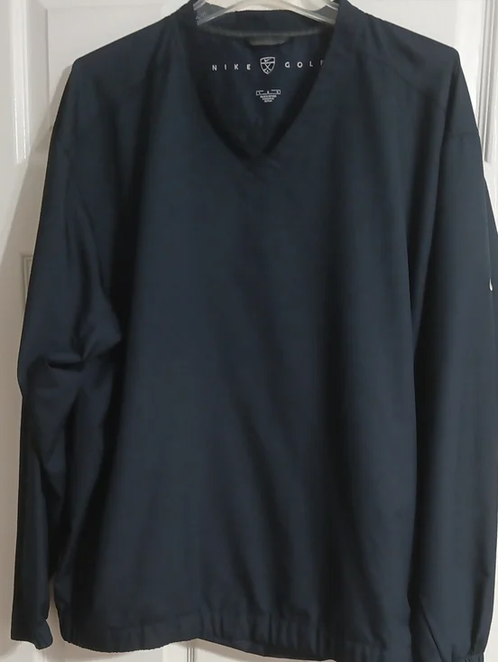 Nike Men’s V-Neck Pullover- Dark Navy