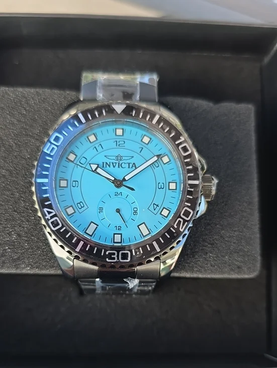 724. Invicta Pro Diver Model 50566 Men's Watch