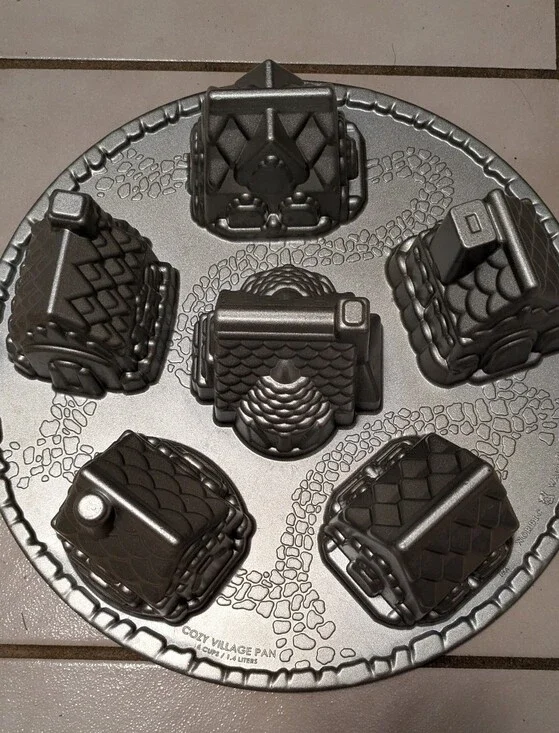 Nordic Ware Aluminum 6 Cup Cozy Village Non Stick Pan