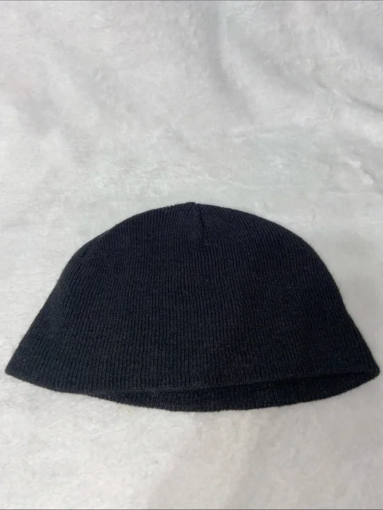Black Knit Beanie Hat - Unbranded