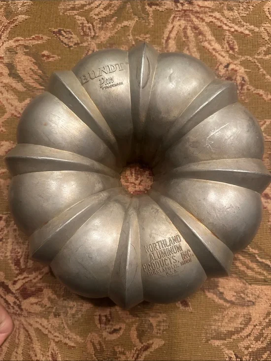 Bundt Cake Pan by Northland Aluminum