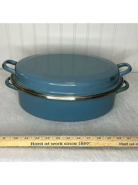 Vintage 2 Piece Blue 13” Enamelware Roaster