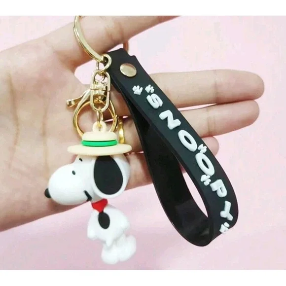 Brand New Peanuts Snoopy Fedora Hat Silicone Black 3D Charm Key chain Key ring‎