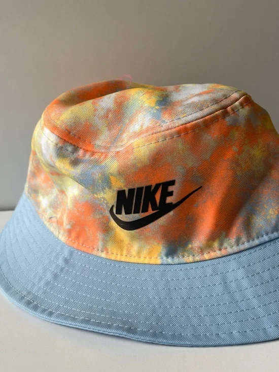 Nike Kids Orange & Light Gray Tie-Dye Bucket Hat with Black Logo