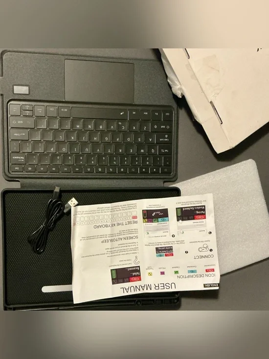 Doohoeek New Keyboard Folio wStatus Screen