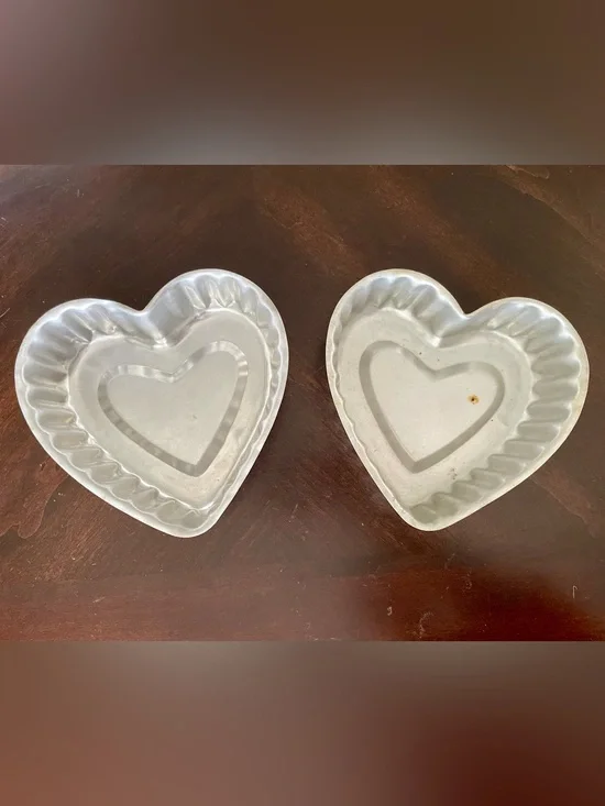 Vintage Aluminum Heart-Shaped Cake Baking Pans / Jello Molds (Set of 2)