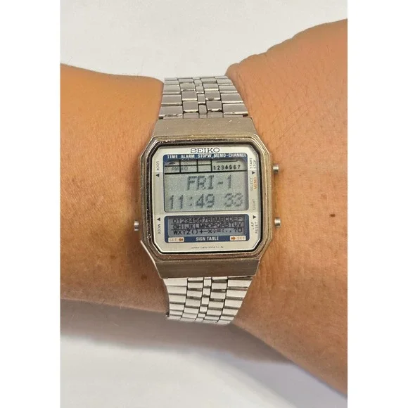 Rare Vintage Seiko Sign Table D409-5009 Men's Digital Sports Watch 1980s